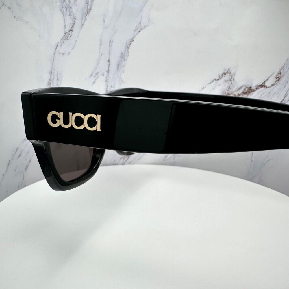 CLASSY New GUCCI Sunglasses Black 54mm Square Gold Letter Logo Italy - Picture 13 of 16
